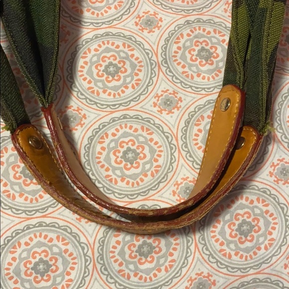 Juicy Couture Leather tote - Picture 5 of 6